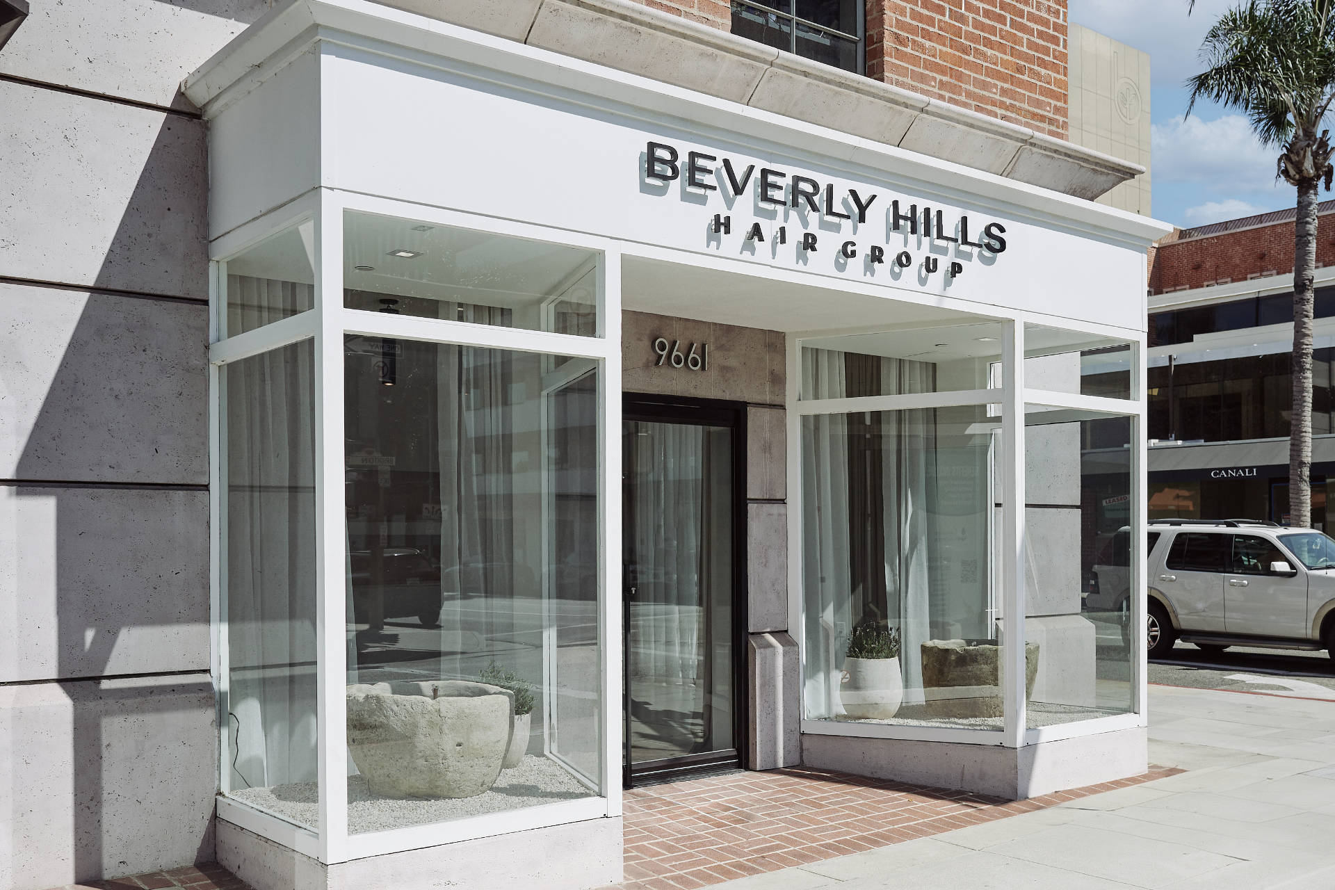 Front facade Beverly Hills Hair Group